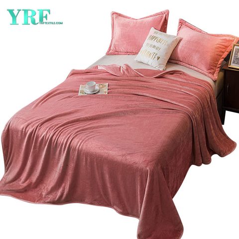 Comfortable Solid Polyester High warmth blankets For Bedroom